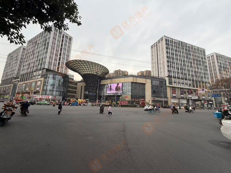 龙湖北城天街实景效果图